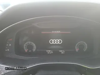 2023 Audi Q8 Premium with VIN WA1AVBF19PD025218, listed as a Copart auction lot 85135624 with 13,781 mi miles and Salvage title. Bid and sale history available at DreamBid. Image 9.