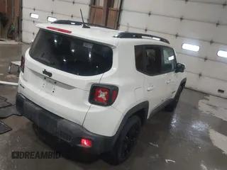2017 Jeep Renegade Latitude with VIN ZACCJBBB9HPG18671, listed as a IAAI auction lot 41554578 with 75,248 mi miles. Bid and sale history available at carsss.com. Image 4.