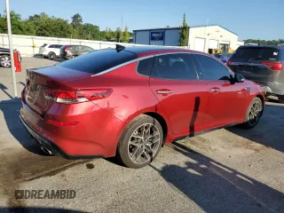 2020 Kia Optima SE z VIN 5XXGT4L37LG450881, wystawiony jako Copart lot #56495535 z przebiegiem 51 809 mil mil oraz Szkoda całkowita • Salvage title. Historia ofert i sprzedaży dostępna na DreamBid. Obrazek 3.