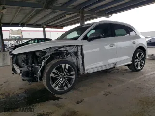 2018 Audi SQ5 Premium Plus with VIN WA1A4AFY8J2111651, listed as a Copart auction lot 50402175 with 121,065 mi miles and Salvage Title. Bid and sale history available at carsss.com. Image 1.