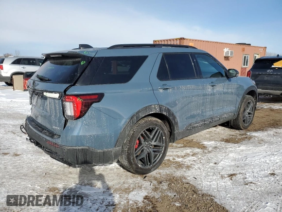 2025 Ford Explorer ST-Line with VIN 1FMUK8KH3SGA67520, listed as a Copart auction lot 45019675 with 3,857 mi miles and Salvage Title. Bid and sale history available at carsss.com. Image 3.
