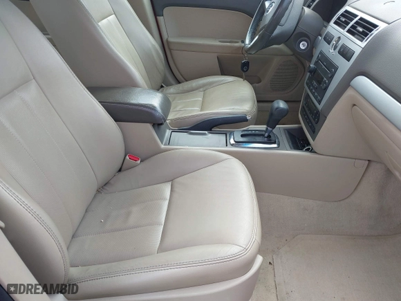 2007 Mercury Milan Premier with VIN 3MEHM08187R606997, listed as a IAAI auction lot 41661570 with 140,969 mi miles. Bid and sale history available at carsss.com. Image 5.