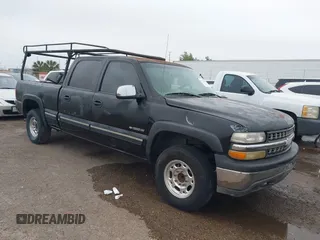 2002 Chevrolet Silverado 1500HD LS z VIN 1GCGC13U82F239161, wystawiony jako IAAI lot #41268788 z przebiegiem Nie podano mil oraz . Historia ofert i sprzedaży dostępna na DreamBid. Obrazek 1.