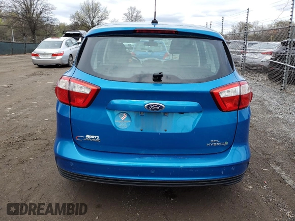 2014 Ford C-Max SEL with VIN 1FADP5BU3EL501129, listed as a Copart auction lot 51855895 with 67,462 mi miles and Salvage Title. Bid and sale history available at DreamBid. Image 6.