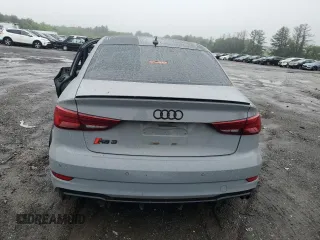 2018 Audi RS 3 z VIN WUABWGFF8J1904172, wystawiony jako Copart lot #57705255 z przebiegiem Nie podano mil oraz Szkody całkowita. Historia ofert i sprzedaży dostępna na DreamBid. Obrazek 6.