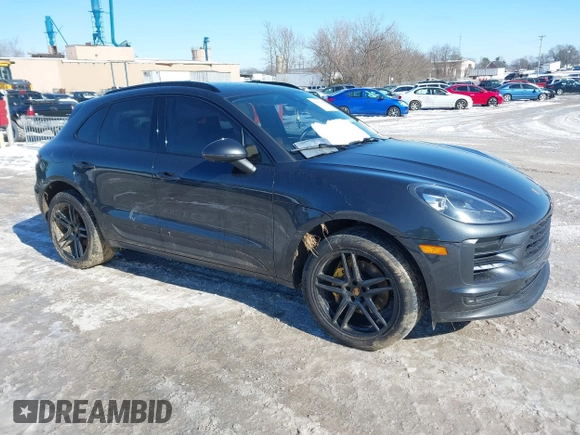 2021 Porsche Macan z VIN WP1AA2A50MLB06099, wystawiony jako IAAI lot #41601605 z przebiegiem 47 104 mil mil oraz . Historia ofert i sprzedaży dostępna na DreamBid. Obrazek 1.