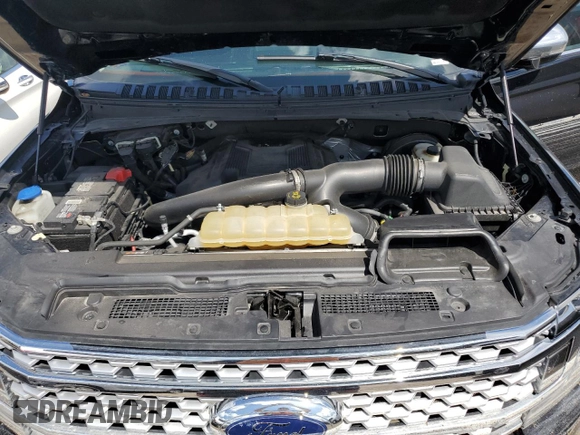 2019 Ford Expedition Platinum with VIN 1FMJU1LT1KEA84917, listed as a Copart auction lot 74774404 with 0 mi miles and Non Repairable. Bid and sale history available at carsss.com. Image 12.