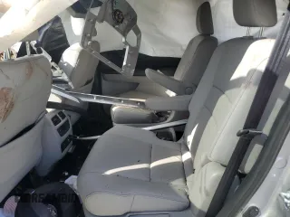 2022 Honda Pilot Touring 7-Passenger with VIN 5FNYF6H66NB019562, listed as a Copart auction lot 43752405 with 0 mi miles and Salvage Title. Bid and sale history available at carsss.com. Image 11.