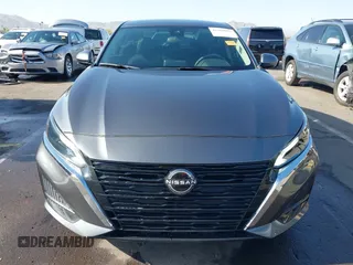 2023 Nissan Altima SV z VIN 1N4BL4DV3PN353476, wystawiony jako IAAI lot #42259077 z przebiegiem 26 201 mil mil oraz . Historia ofert i sprzedaży dostępna na DreamBid. Obrazek 13.