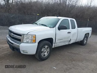 2011 Chevrolet Silverado 1500 LT with VIN 1GCRKSE06BZ186048, listed as a IAAI auction lot 41618521 with 291,361 mi miles and . Bid and sale history available at DreamBid. Image 18.