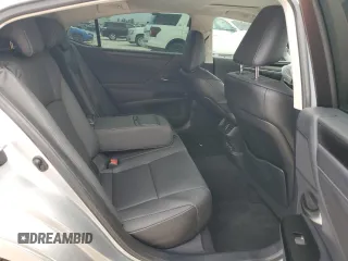 2024 Lexus ES 250 with VIN 58AD11D1XRU013033, listed as a Copart auction lot 53267625 with 17,916 mi miles and Salvage title. Bid and sale history available at DreamBid. Image 10.