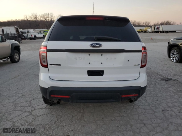 2015 Ford Utility Police Interceptor with VIN 1FM5K8AR9FGC68052, listed as a Copart auction lot 84749384 with 160,743 mi miles and Salvage Title. Bid and sale history available at carsss.com. Image 6.