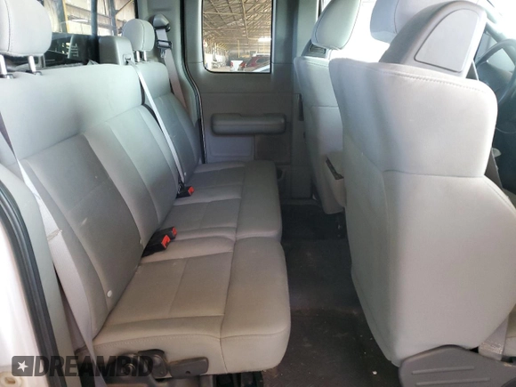 2008 Ford F-150 XLT с VIN 1FTPX14598KD79764, выставлен на аукционе Copart как лот 57108615 с пробегом 78 759 миль миль и Списание • Salvage title. История ставок и продаж доступна на DreamBid. Изображение 10.