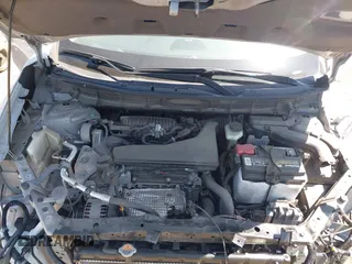 2019 Nissan Rogue SL with VIN 5N1AT2MV3KC781669, listed as a IAAI auction lot 42005947 with 85,461 mi miles. Bid and sale history available at carsss.com. Image 10.