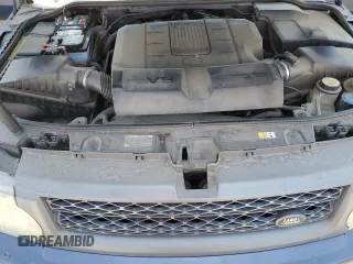 2011 Land Rover Range Rover Sport HSE with VIN SALSF2D43BA277361, listed as a Copart auction lot 59402525 with 123,623 mi miles and Clean title. Bid and sale history available at DreamBid. Image 12.