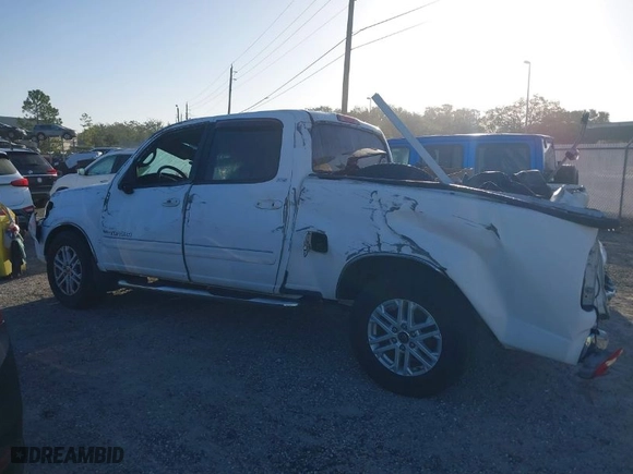 2006 Toyota Tundra SR5 with VIN 5TBET34116S535693, listed as a IAAI auction lot 41117965 with 178,839 mi miles. Bid and sale history available at carsss.com. Image 14.