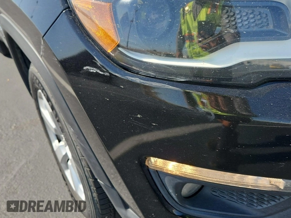 2018 Jeep Compass Latitude with VIN 3C4NJCBB3JT267351, listed as a IAAI auction lot 42715580 with 153,508 mi miles and . Bid and sale history available at DreamBid. Image 44.