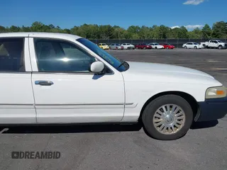 2006 Mercury Grand Marquis LS Premium z VIN 2MEFM75V46X614439, wystawiony jako IAAI lot #42319947 z przebiegiem 125 715 mil mil oraz . Historia ofert i sprzedaży dostępna na DreamBid. Obrazek 13.