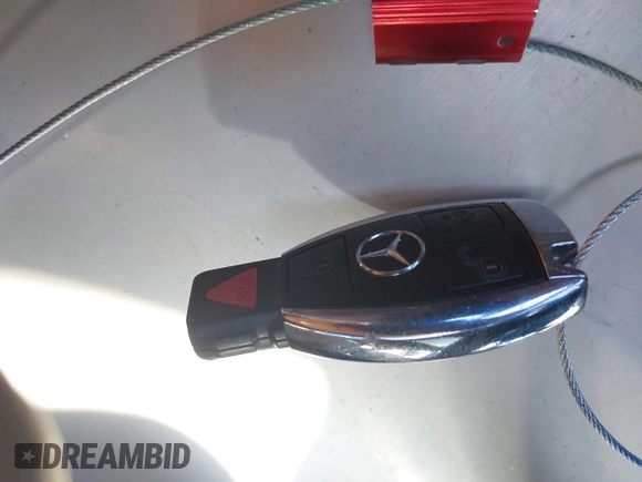 2011 Mercedes-Benz E 550 Luxury with VIN WDDHF7CB6BA268464, listed as a IAAI auction lot 41403118 with 193,270 mi miles and . Bid and sale history available at DreamBid. Image 11.