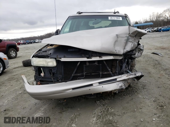 2004 Chevrolet Suburban Z71 with VIN 3GNFK16Z04G149291, listed as a Copart auction lot 38727863 with 0 mi miles and Salvage Title. Bid and sale history available at carsss.com. Image 5.