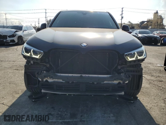 2020 BMW X5 M50i with VIN 5UXJU4C07LLE45691, listed as a Copart auction lot 42826395 with 41,108 mi miles and Salvage Title. Bid and sale history available at DreamBid. Image 5.