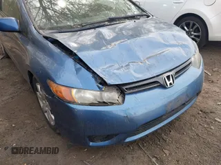 2008 Honda Civic Cpe LX with VIN 2HGFG126X8H551932, listed as a IAAI auction lot 42123060 with 114,479 mi miles. Bid and sale history available at carsss.com. Image 6.