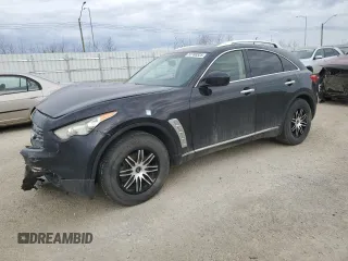 2011 Infiniti FX z VIN JN8AS1MW6BM734435, wystawiony jako Copart lot #53788525 z przebiegiem 237 615 mil mil oraz Szkody całkowita. Historia ofert i sprzedaży dostępna na DreamBid. Obrazek 1.