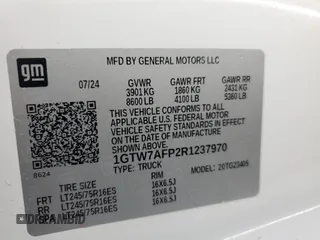 2024 GMC Savana Cargo Van with VIN 1GTW7AFP2R1237970, listed as a Copart auction lot 88533285 with 425 mi miles and Clean Title. Bid and sale history available at carsss.com. Image 14.