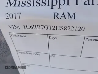 2017 Ram 1500 Outdoorsman z VIN 1C6RR7GT2HS822120, wystawiony jako IAAI lot #41068423 z przebiegiem Nie podano mil oraz . Historia ofert i sprzedaży dostępna na DreamBid. Obrazek 9.