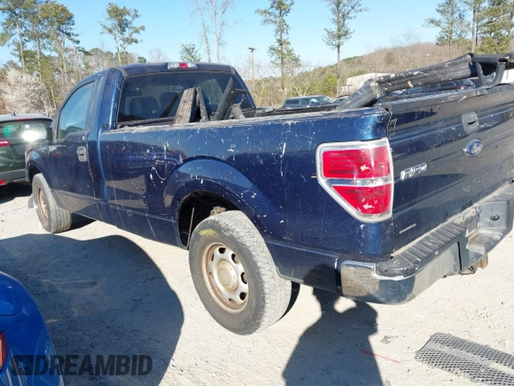 2014 Ford F-150 XL with VIN 1FTMF1CM3EKD71850, listed as a IAAI auction lot 41717723 with 276,867 mi miles. Bid and sale history available at carsss.com. Image 3.