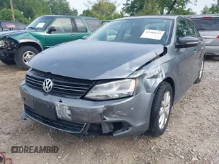 2013 Volkswagen Jetta SE with VIN 3VWDX7AJ7DM426720, listed as a IAAI auction lot 42366632 with 142,318 mi miles and . Bid and sale history available at DreamBid. Image 11.
