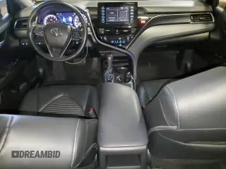 2023 Toyota Camry SE z VIN 4T1G11BK9PU083121, wystawiony jako Copart lot #58724145 z przebiegiem 29 991 mil mil oraz Szkoda całkowita • Salvage title. Historia ofert i sprzedaży dostępna na DreamBid. Obrazek 8.