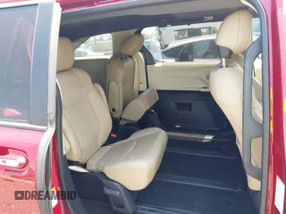 2021 Toyota Sienna XLE with VIN 5TDYSKFC5MS018541, listed as a IAAI auction lot 42579671 with 86,949 mi miles and . Bid and sale history available at DreamBid. Image 8.