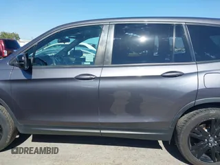 2019 Honda Passport Sport с VIN 5FNYF7H25KB005540, выставлен на аукционе IAAI как лот 42397958 с пробегом 53 131 миль миль и . История ставок и продаж доступна на DreamBid. Изображение 14.