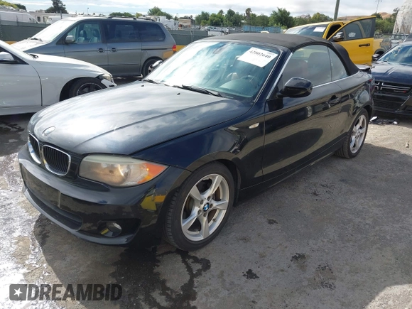 2013 BMW 1 Series 128i with VIN WBAUN1C54DVR01541, listed as a IAAI auction lot 42802640 with 119,881 mi miles and . Bid and sale history available at DreamBid. Image 18.