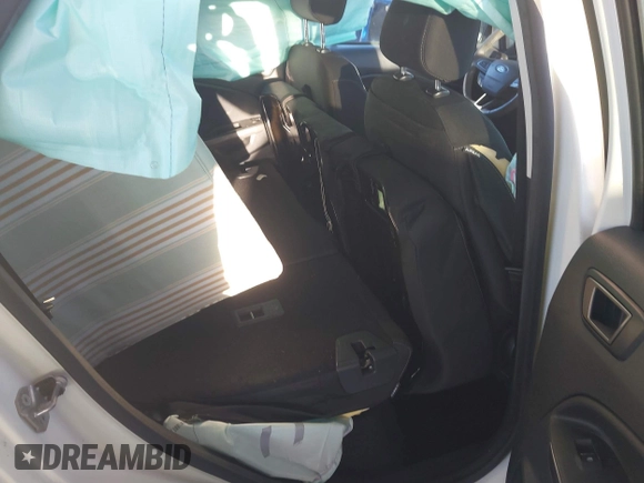 2020 Ford EcoSport SE z VIN MAJ6S3GL2LC356271, wystawiony jako IAAI lot #41856631 z przebiegiem 46 247 mil mil oraz . Historia ofert i sprzedaży dostępna na DreamBid. Obrazek 8.
