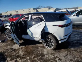 2024 Land Rover Range Rover Evoque Dynamic SE z VIN SALZL2FXXRH237505, wystawiony jako Copart lot #46254085 z przebiegiem 8 966 mil mil oraz Szkoda całkowita • Salvage title. Historia ofert i sprzedaży dostępna na DreamBid. Obrazek 2.