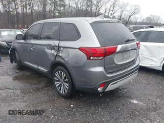 2020 Mitsubishi Outlander ES with VIN JA4AD2A35LZ007680, listed as a IAAI auction lot 41753352 with 134,283 mi miles. Bid and sale history available at carsss.com. Image 3.