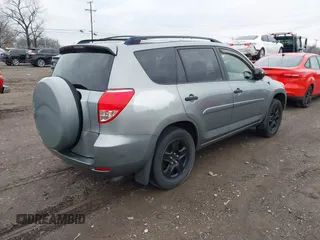 2007 Toyota RAV4 with VIN JTMZD33V475060428, listed as a IAAI auction lot 41565817 with Not Provided miles. Bid and sale history available at carsss.com. Image 4.