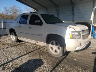 2013 Chevrolet Avalanche LTZ with VIN 3GNMCGE09DG328150, listed as a Copart auction lot 42457295 with 178,345 mi miles and Salvage Title. Bid and sale history available at carsss.com. Image 4.