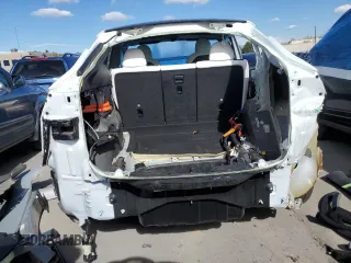 2022 Tesla Model Y Long Range with VIN 7SAYGDEE0NF436885, listed as a Copart auction lot 52101735 with 35,799 mi miles and Salvage Title. Bid and sale history available at carsss.com. Image 6.