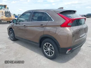 2020 Mitsubishi Eclipse Cross ES z VIN JA4AS3AA8LZ001737, wystawiony jako IAAI lot #42626522 z przebiegiem 152 511 mil mil oraz . Historia ofert i sprzedaży dostępna na DreamBid. Obrazek 3.