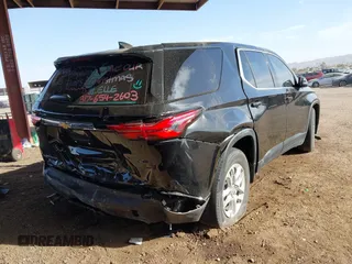 2022 Chevrolet Traverse LS with VIN 1GNERFKW5NJ158391, listed as a IAAI auction lot 41287326 with 28,660 mi miles and . Bid and sale history available at DreamBid. Image 4.