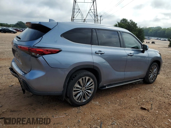 2023 Toyota Highlander L with VIN 5TDKDRBH3PS000635, listed as a Copart auction lot 61023505 with 47,348 mi miles and Salvage title. Bid and sale history available at DreamBid. Image 3.