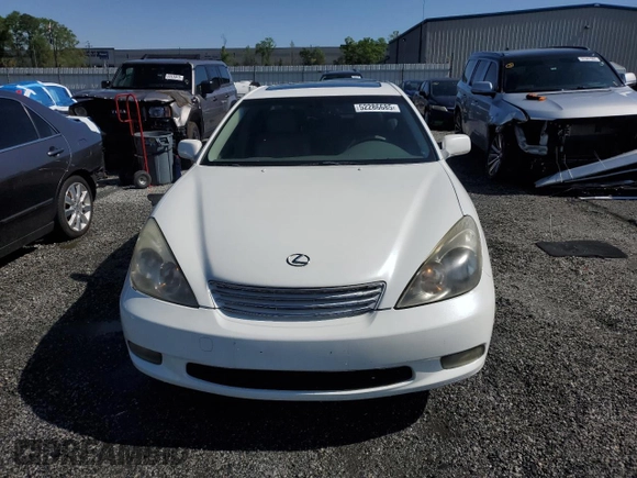 2002 Lexus ES 300 with VIN JTHBF30G620085501, listed as a Copart auction lot 52286685 with 156,495 mi miles and Salvage Title. Bid and sale history available at DreamBid. Image 5.