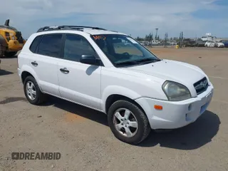 2006 Hyundai Tucson GL with VIN KM8JM12B76U412698, listed as a IAAI auction lot 42055377 with 177,459 mi miles. Bid and sale history available at carsss.com. Image 1.