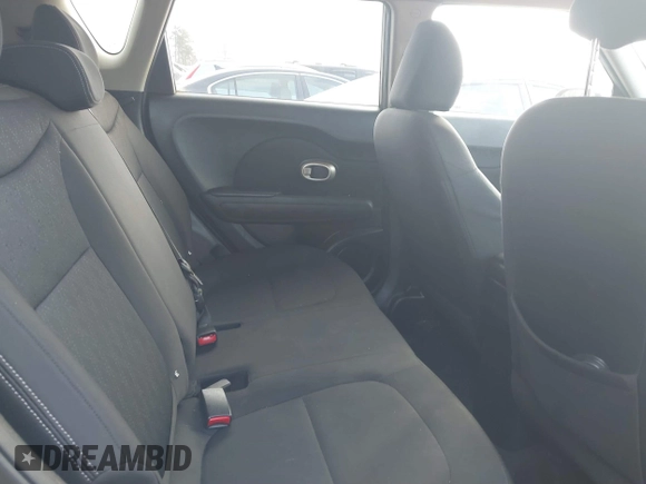 2014 Kia Soul with VIN KNDJN2A27E7010623, listed as a IAAI auction lot 41698067 with Not Provided miles. Bid and sale history available at carsss.com. Image 8.