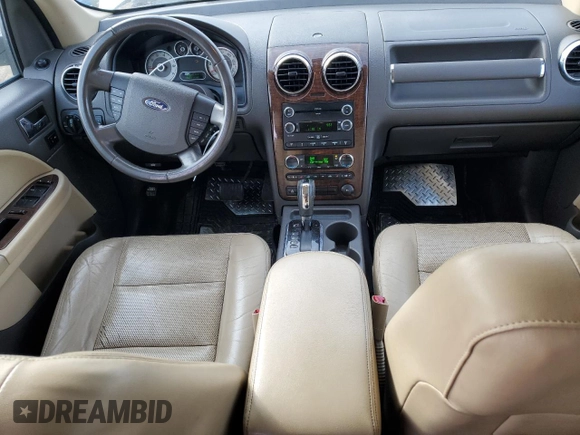 2008 Ford Taurus X Limited z VIN 1FMDK06W38GA11709, wystawiony jako Copart lot #44803015 z przebiegiem 134 406 mil mil oraz Czysty tytuł • Clean title. Historia ofert i sprzedaży dostępna na DreamBid. Obrazek 8.
