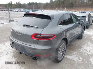 2016 Porsche Macan S with VIN WP1AB2A50GLB50640, listed as a IAAI auction lot 41275316 with 40,474 mi miles and . Bid and sale history available at DreamBid. Image 4.