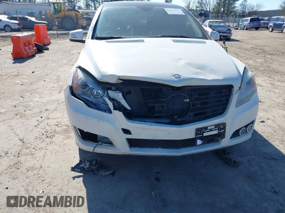 2011 Mercedes-Benz R 350 with VIN 4JGCB6FE5BA118387, listed as a IAAI auction lot 41434219 with 203,428 mi miles and . Bid and sale history available at carsss.com. Image 6.